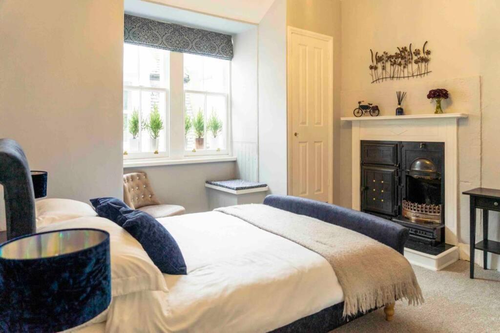 Spacious City Centre Apartment Full Of Character Inverness Zewnętrze zdjęcie